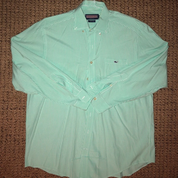 Vineyard vines button down - Picture 1 of 1